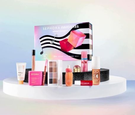 Різдвяний адвент-календар з косметикою Sephora Favorites