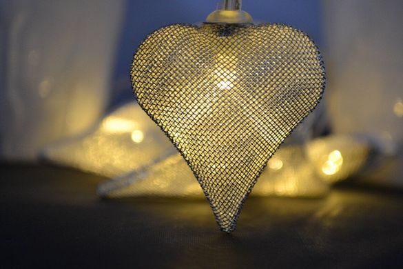 Новогодняя гирлянда "Сердца" 8 LED, Белый теплый свет, на пальчиковых батарейках, 8
