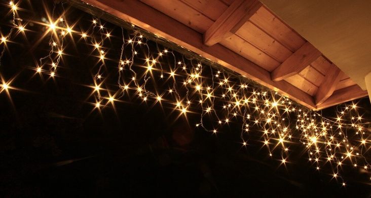 Новогодняя гирлянда Бахрома 500 LED, Белый теплый свет 22,5W, 24 м + Ночной датчик, 500