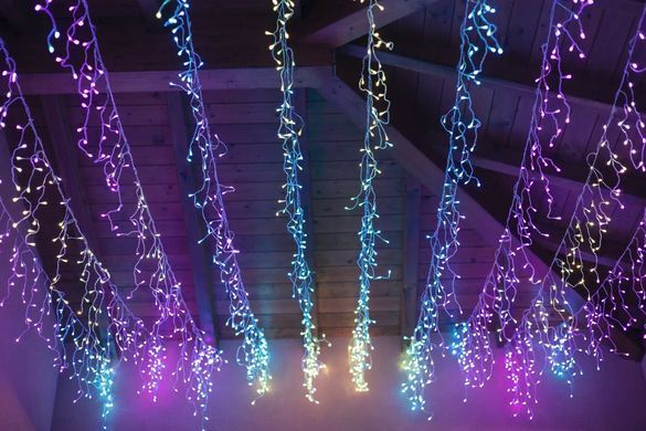 Набір світлодіодів Icicle Twinkly Plus 1000 - 1 контролер + 4 світлодіоди Icicle 250 RGBW