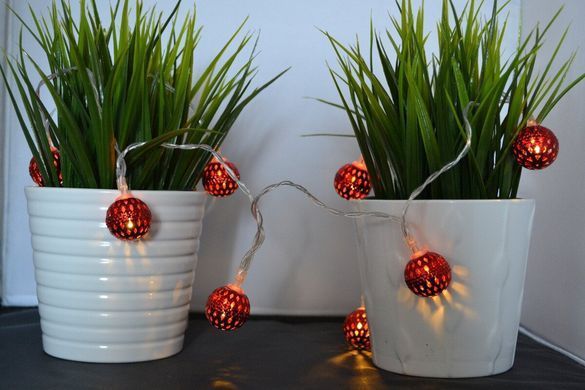 Новогодняя гирлянда 8 LED, Белый теплый свет, на пальчиковых батарейках, Красный
